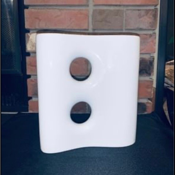 Torre & Tagus Square Modernist Ceramic Peek-A-Boo Vase Decor. - Picture 2 of 4